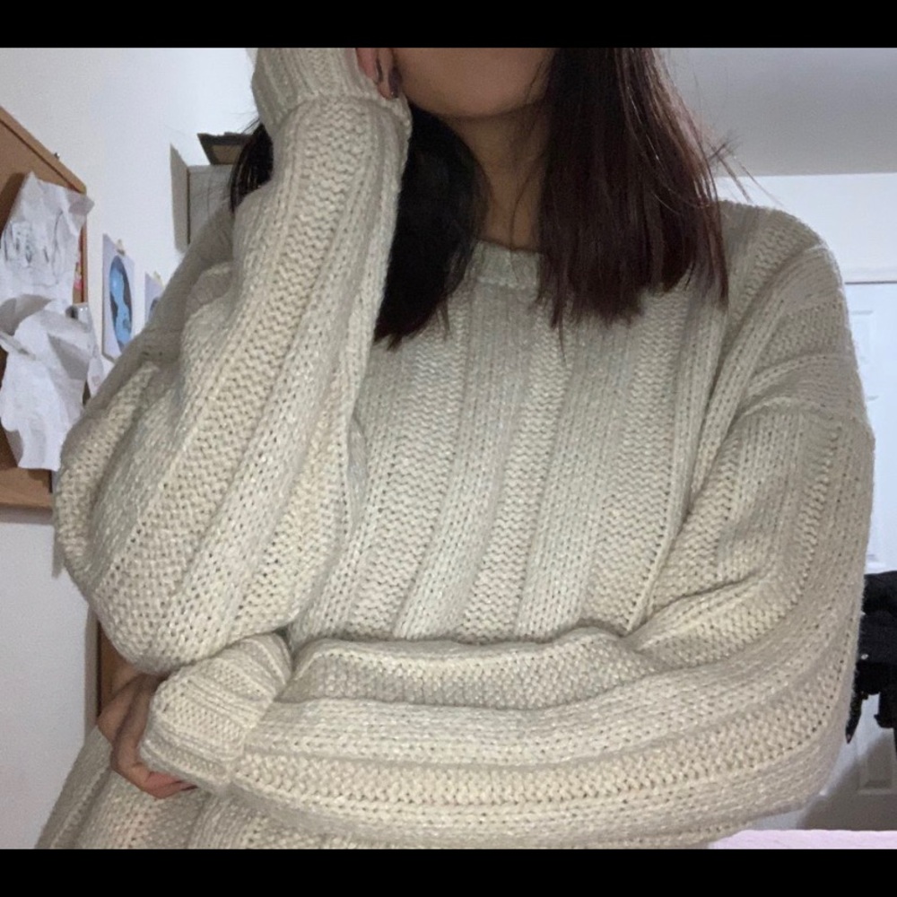White Ribbed Sweater - Picture 2 of 3
